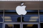 Apple fell due to concerns about slowing demand for iPhone 14